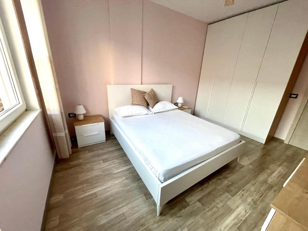 Modern & Cozy Apartment Tiranë Luaran gambar